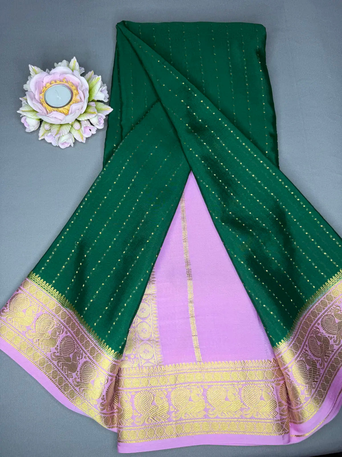 Mayil bottle green