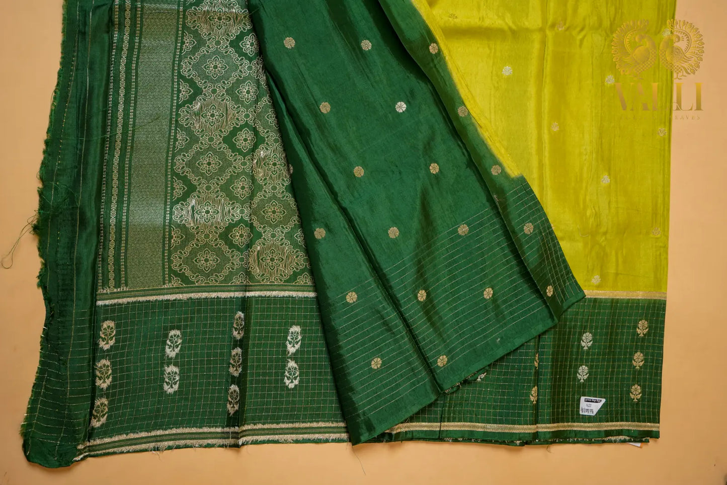 Dola Silk Parrot Green & Dark Green Sare