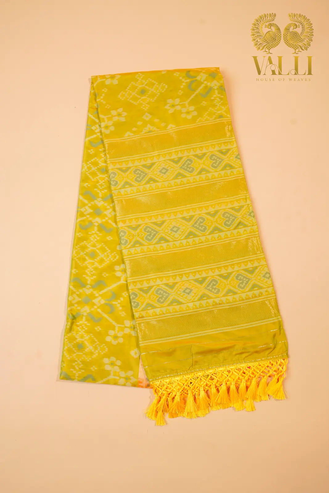 Mehendi green Semi Patola Saree