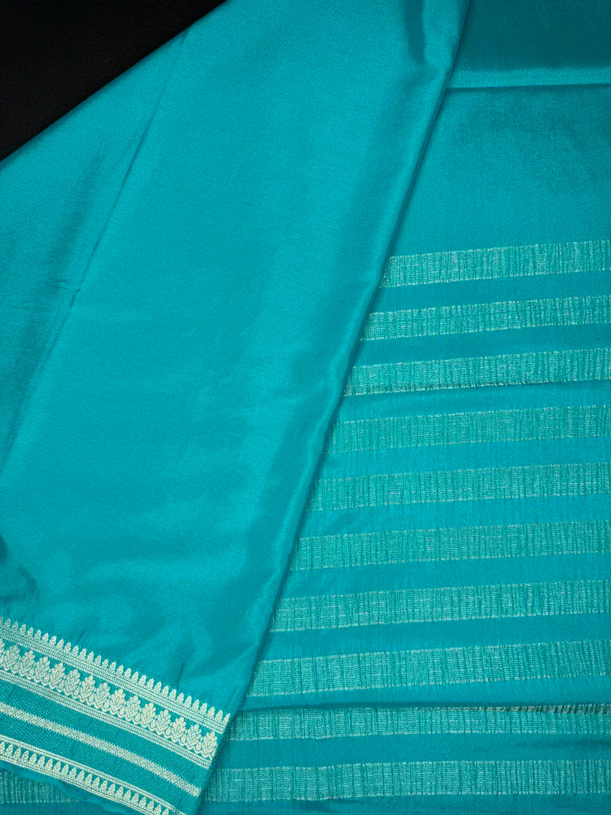 Border Semi Crepe Saree – Rama Blue Silk with Silver Zari Border & Stripe Pallu