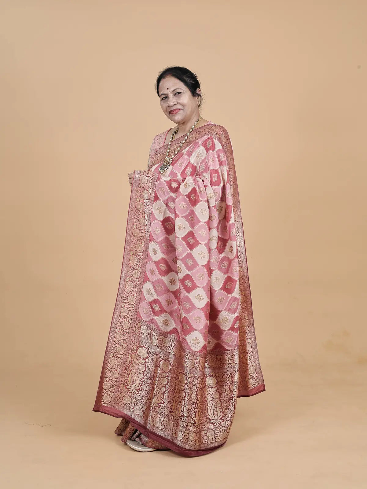 Satin Crepe Silk Saree – Ranghat Pattern with Heavy Brocade Pallu