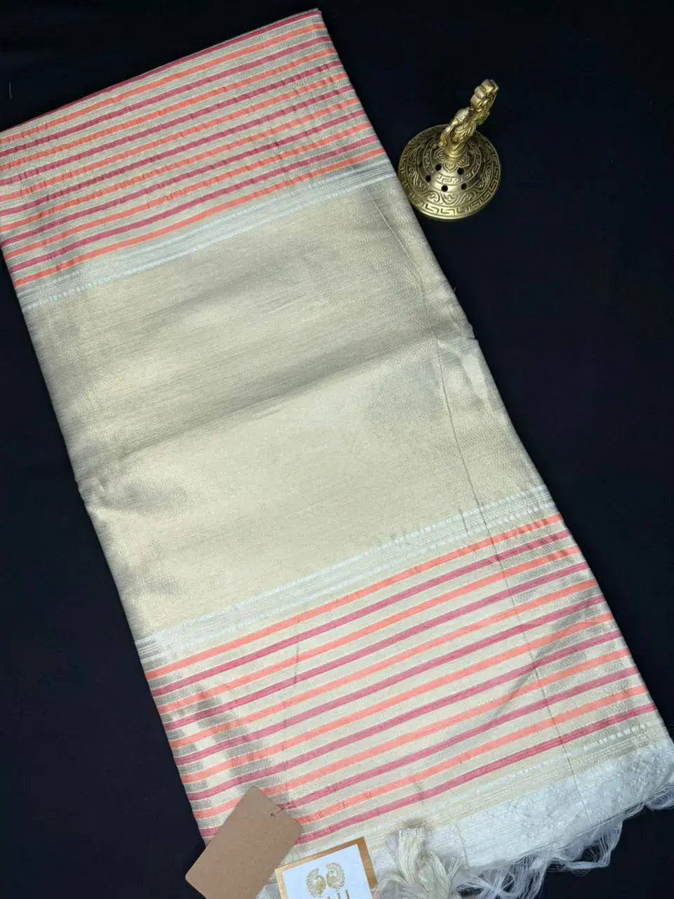 Temple Raw Silk – Gold