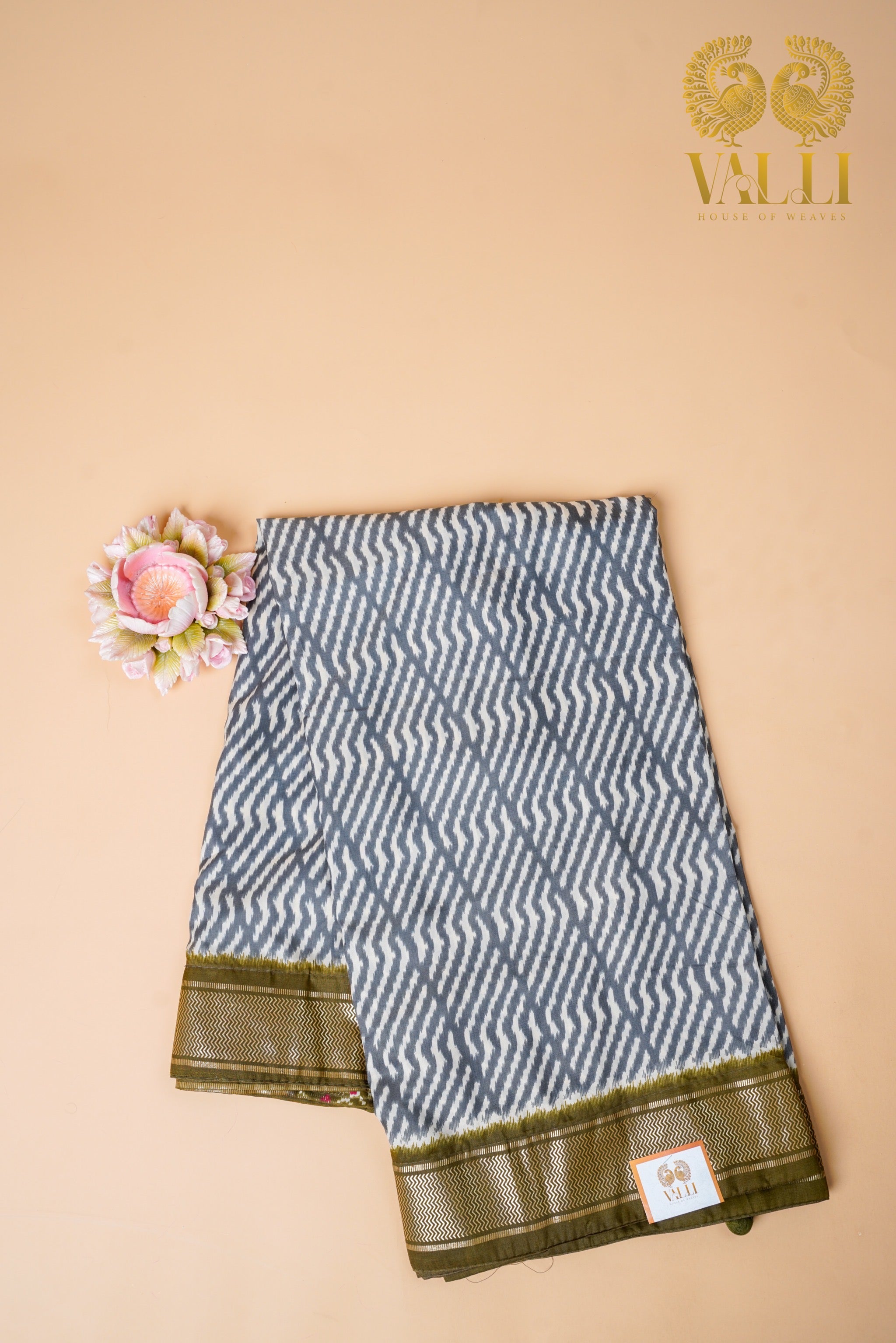 Ikkat Pattern Semi Silk Viscose Saree with Patola Border
