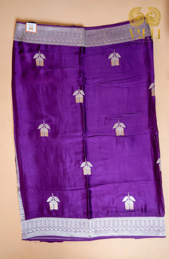 Satin Banarasi Saree – Rich Purple with Zari Flower Motif & Heavy Brocade Pallu