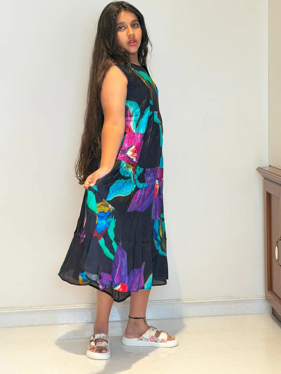 Multicolour floral print dress with attached sleeves and A LINE pattern dress