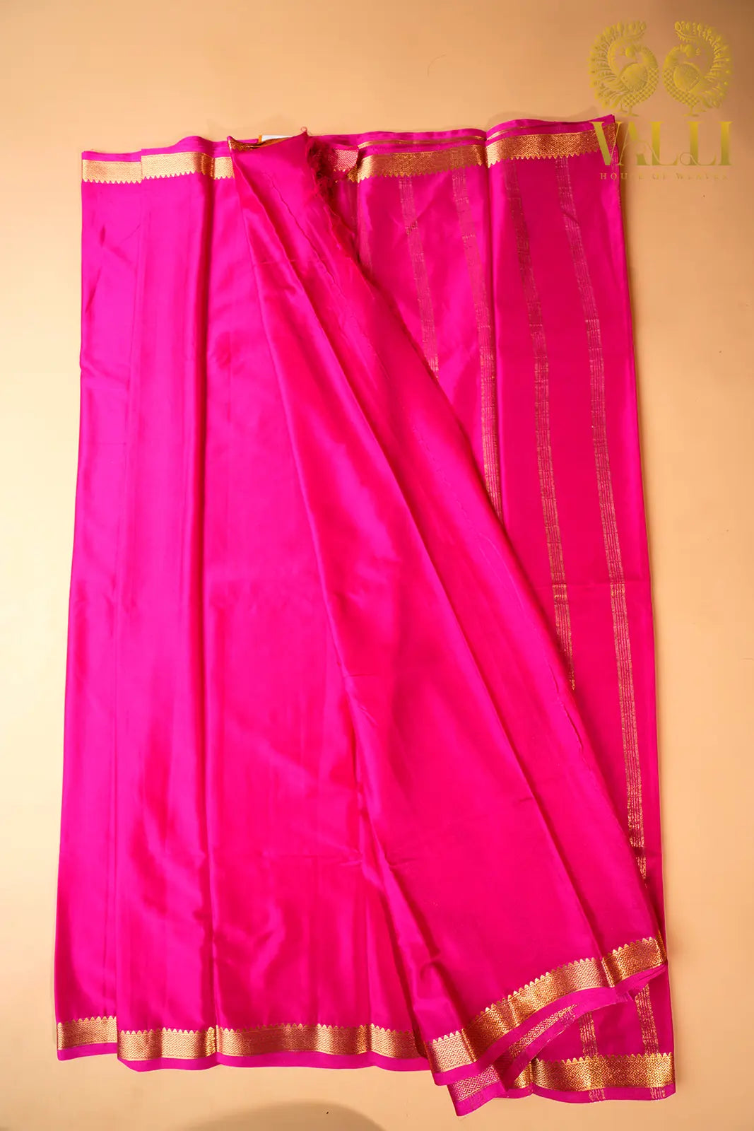 Semi border  Rani pink 