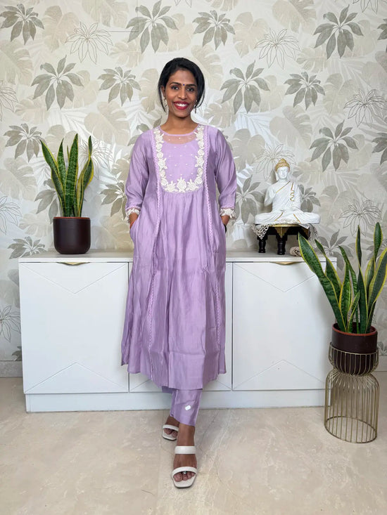 Lavender Salwar Set with Floral Thread Embroidery