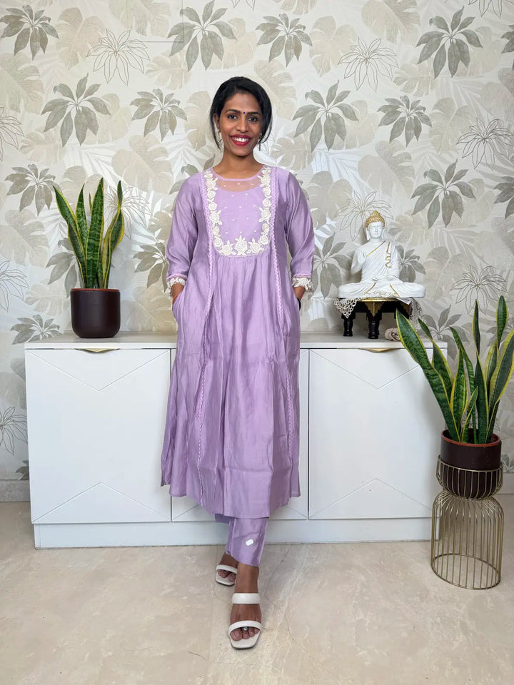 Lavender Salwar Set with Floral Thread Embroidery