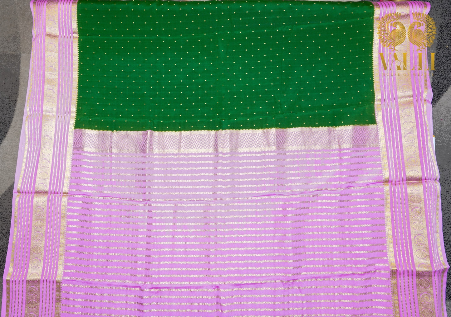 Emerald Green 120 GSM Pure Mysore Crepe Silk Saree with Baby Pink Contrast Border & Pallu