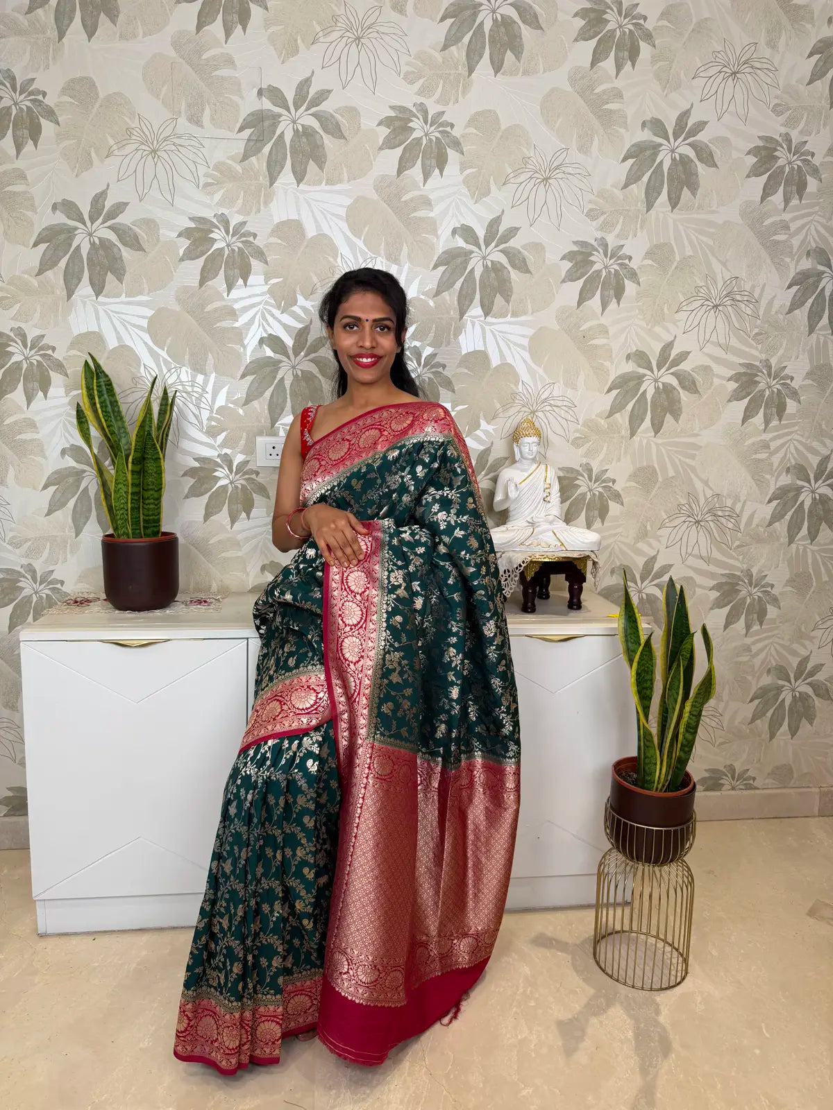 Semi Banarasi Green Saree with Fuchsia Pink Pallu