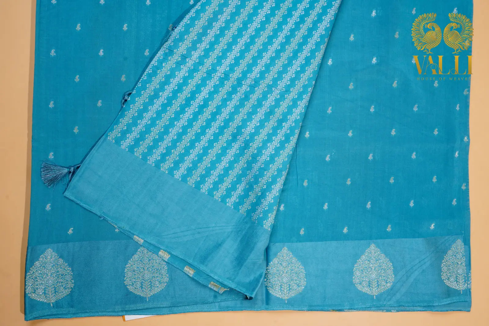 Mungs Silk Saree  Turquoise Blue Elegance