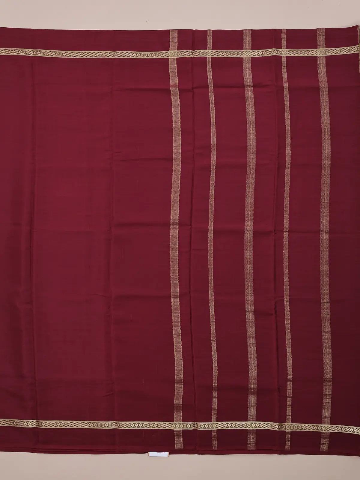 Arakku Red KSIC | Pure Silk Saree with Diamond Border