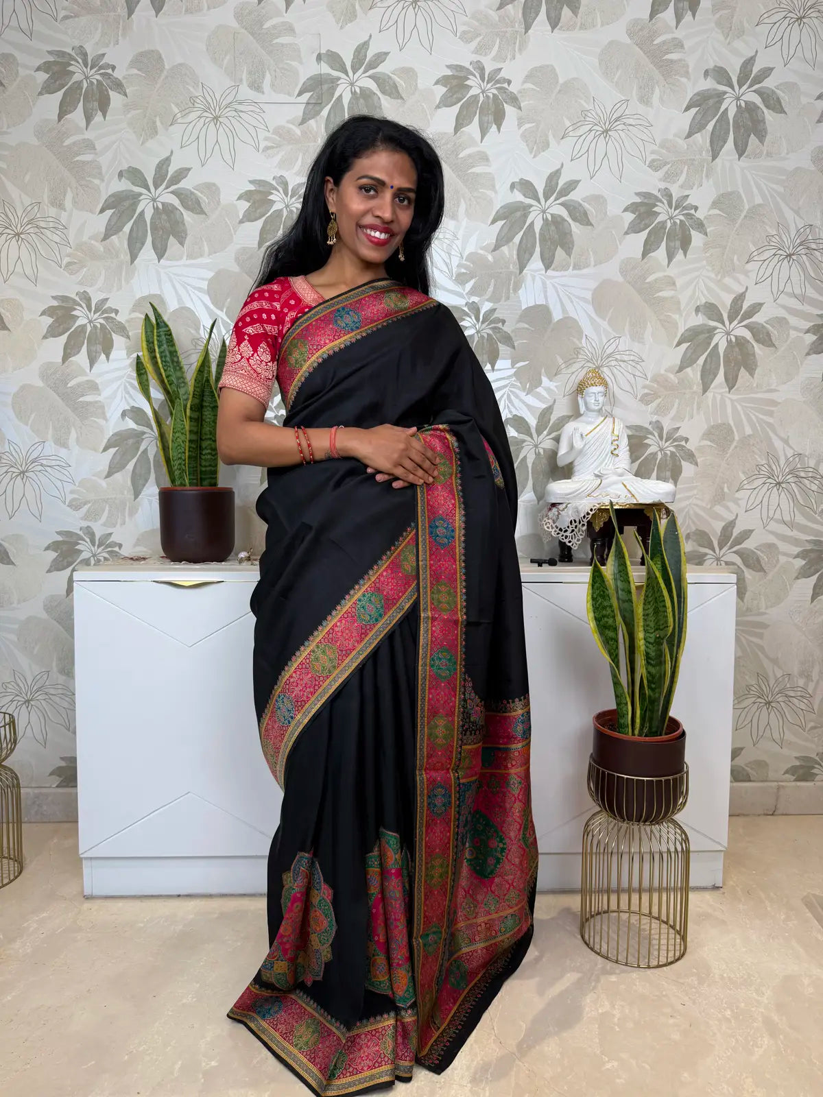 Black Kani Silk Saree with Traditional Kani Weave