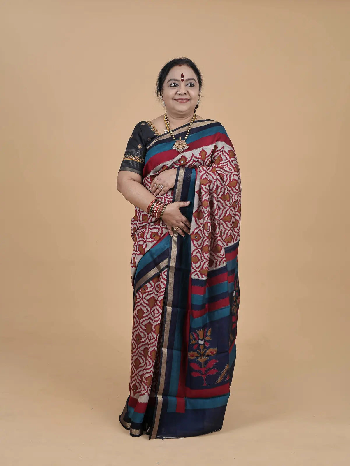 Viscose Cotton Ikat Pattern Saree
