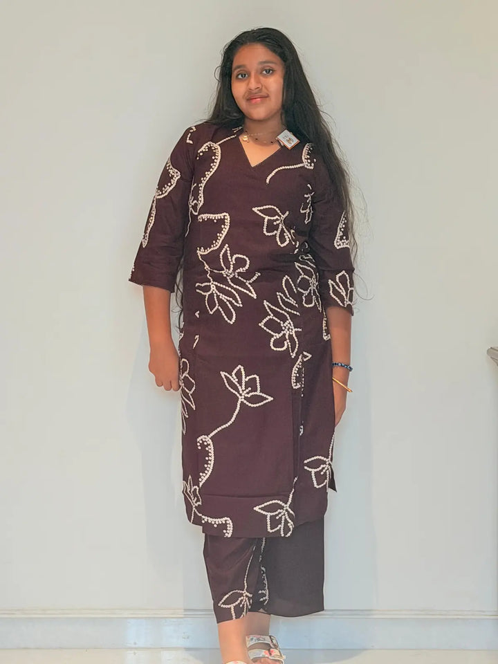 Maroon co ord set straight cut