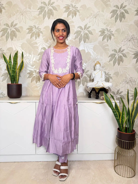 Lavender Salwar Set with Floral Thread Embroidery