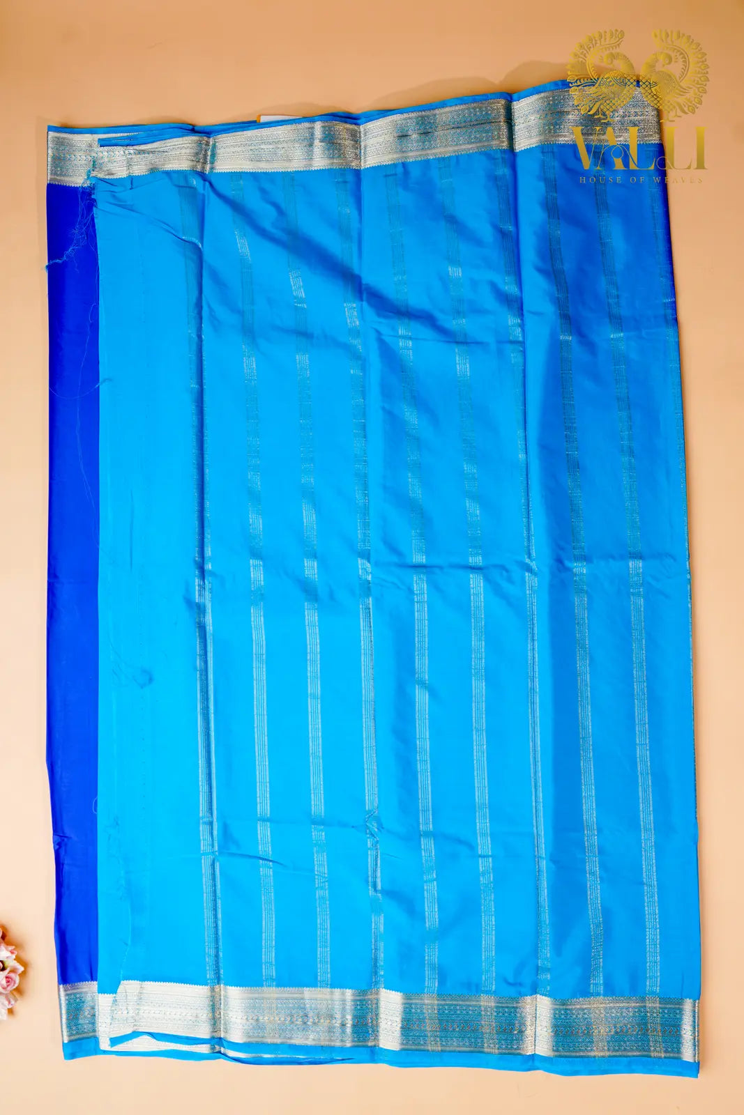 Contrast Border Semi Crepe Silk Saree with Silver Zari Border & Pallu -dark blue+light blue