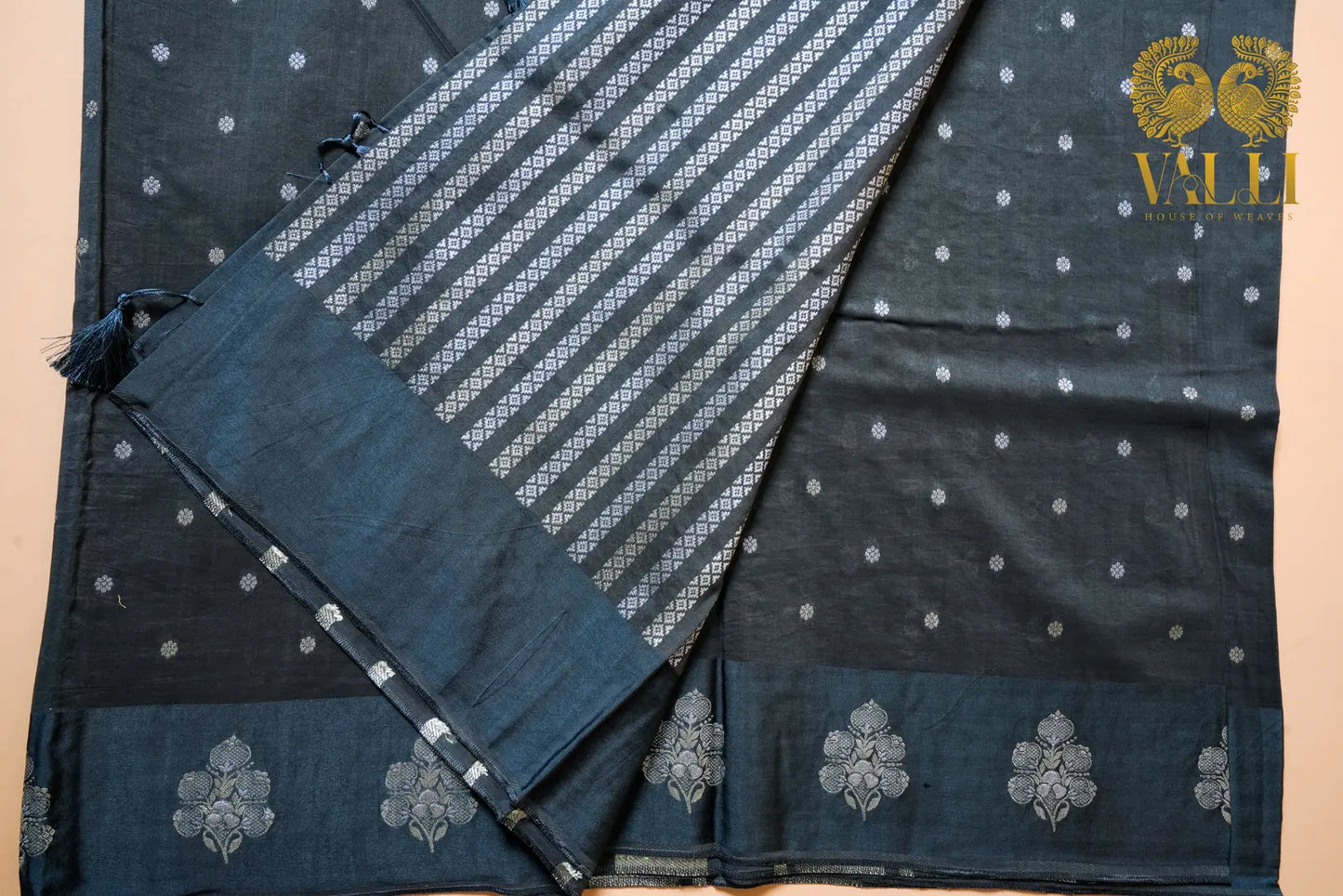 Munga Silk Saree Grey 