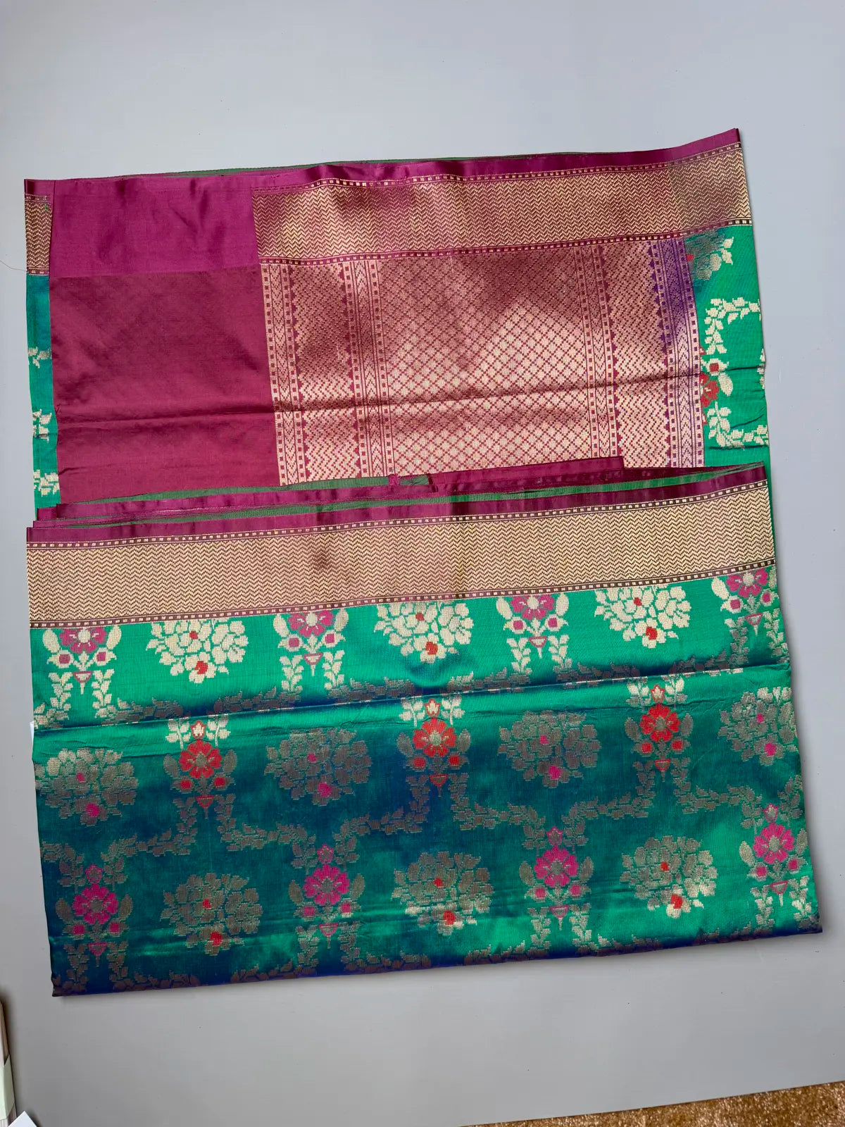 Pure Banarasi Silk Saree With bottle green Jaal with plum 