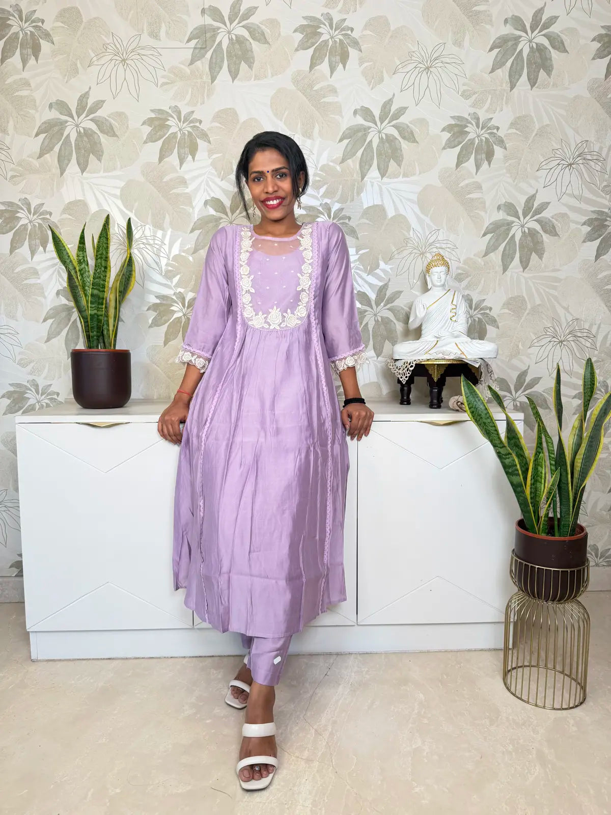 Lavender Salwar Set with Floral Thread Embroidery