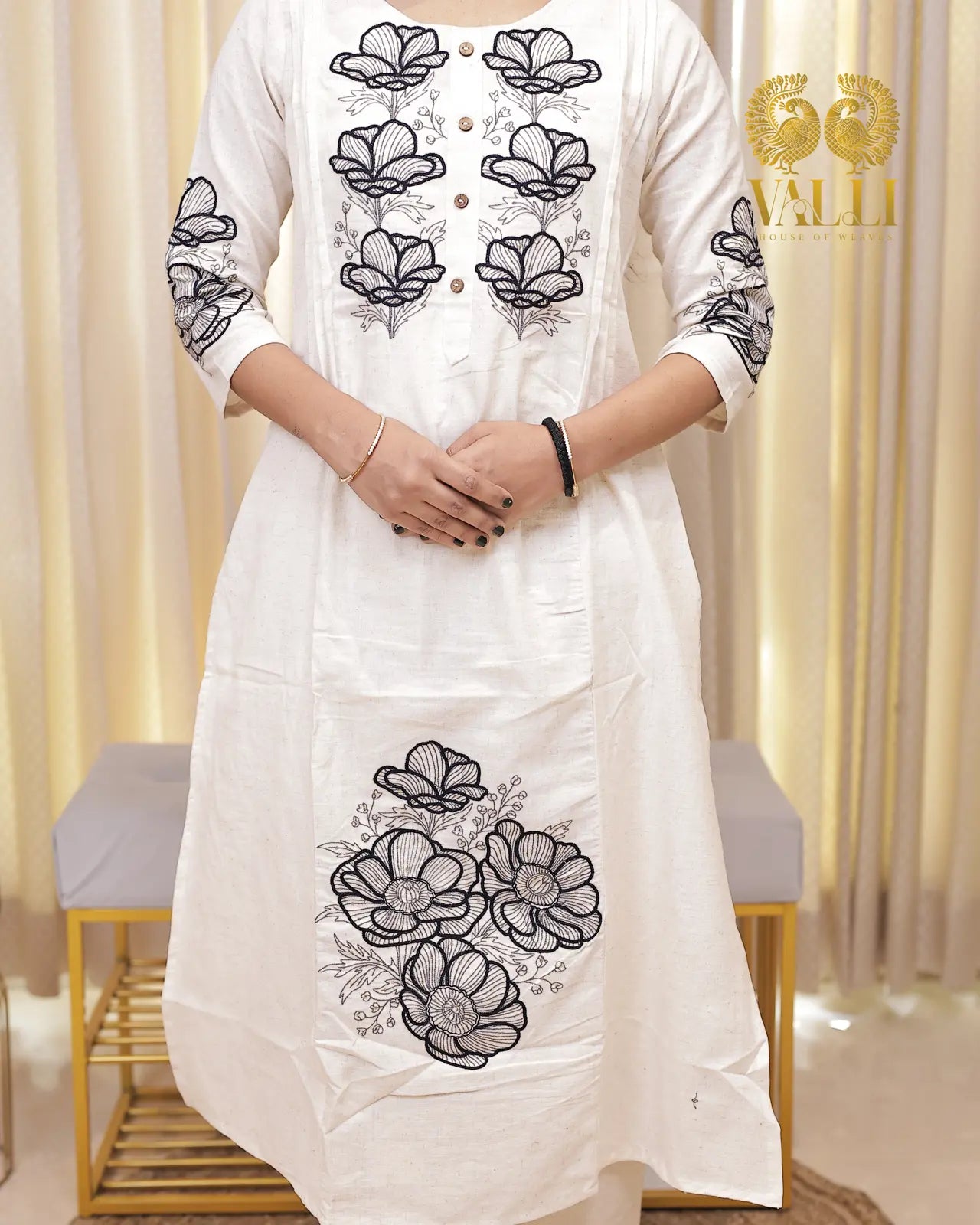 Lenin co ord set blueflower embroidery with pockets and straight cut pants