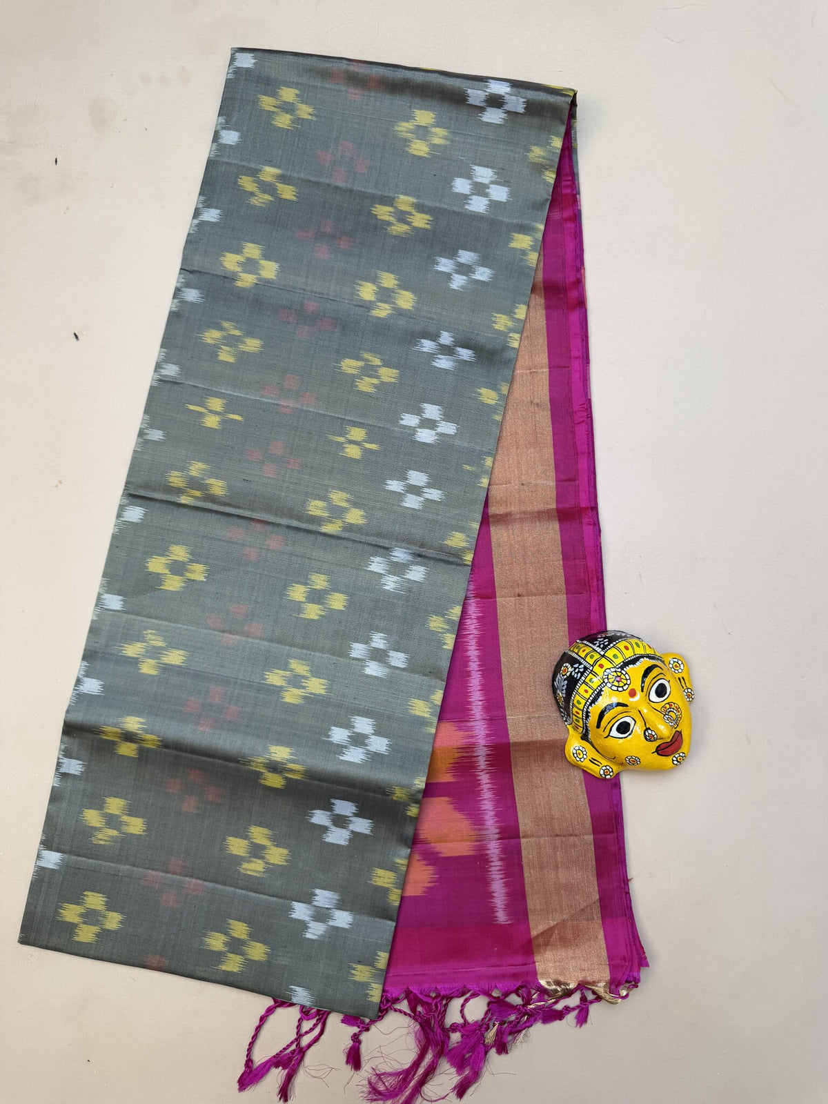 Pochampally Olive Green and Rani Pink Saree