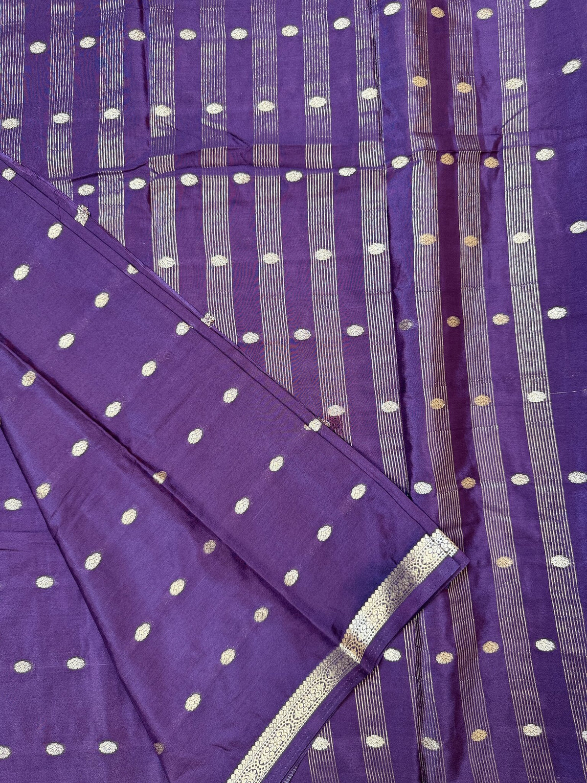 Wine Butta Semi Crepe Saree – Half-Inch Border