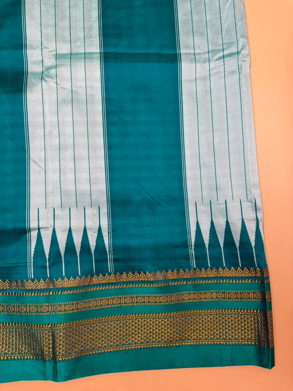 Pista Green Ilkal Saree – Tum Tum Checks