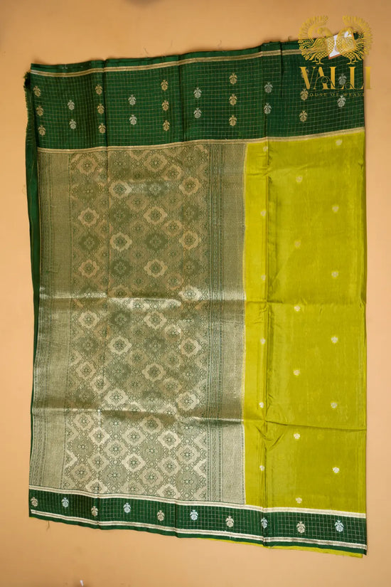Dola Silk Parrot Green & Dark Green Sare