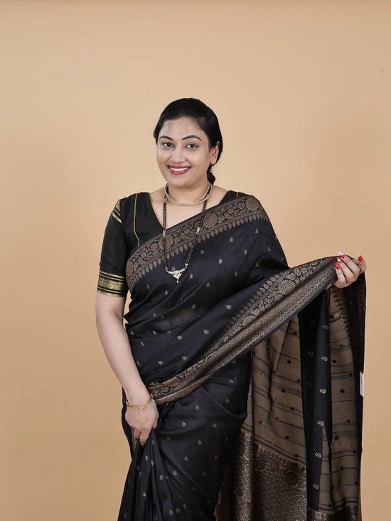Tussar Silk Saree with Antique Border & Pallu