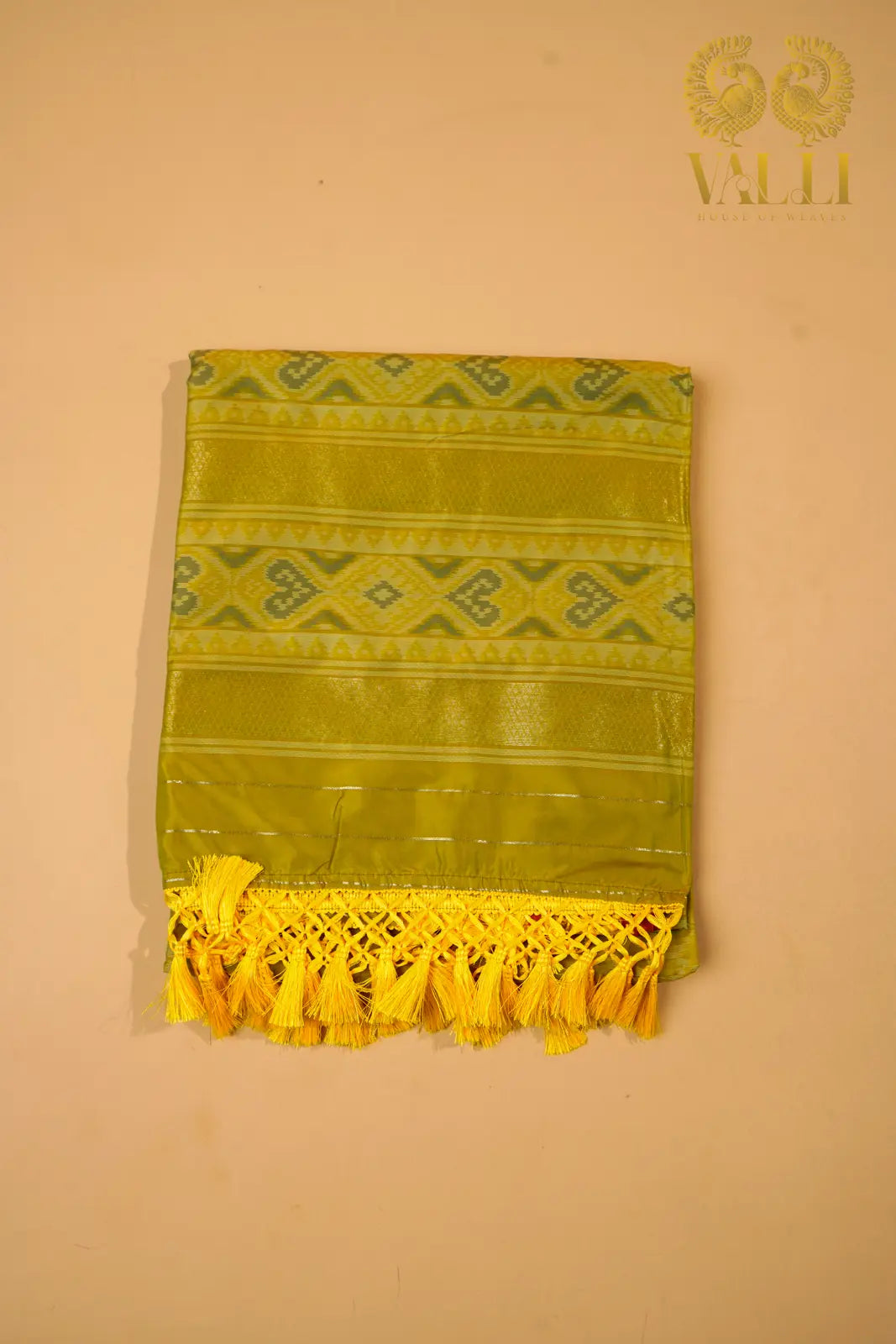 Mehendi green Semi Patola Saree
