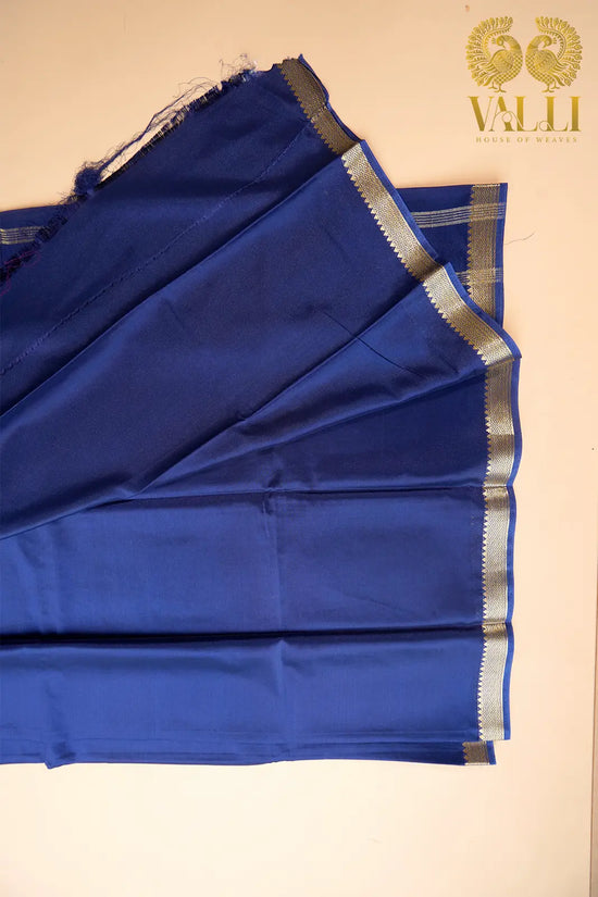 Small border crepe navy blue 